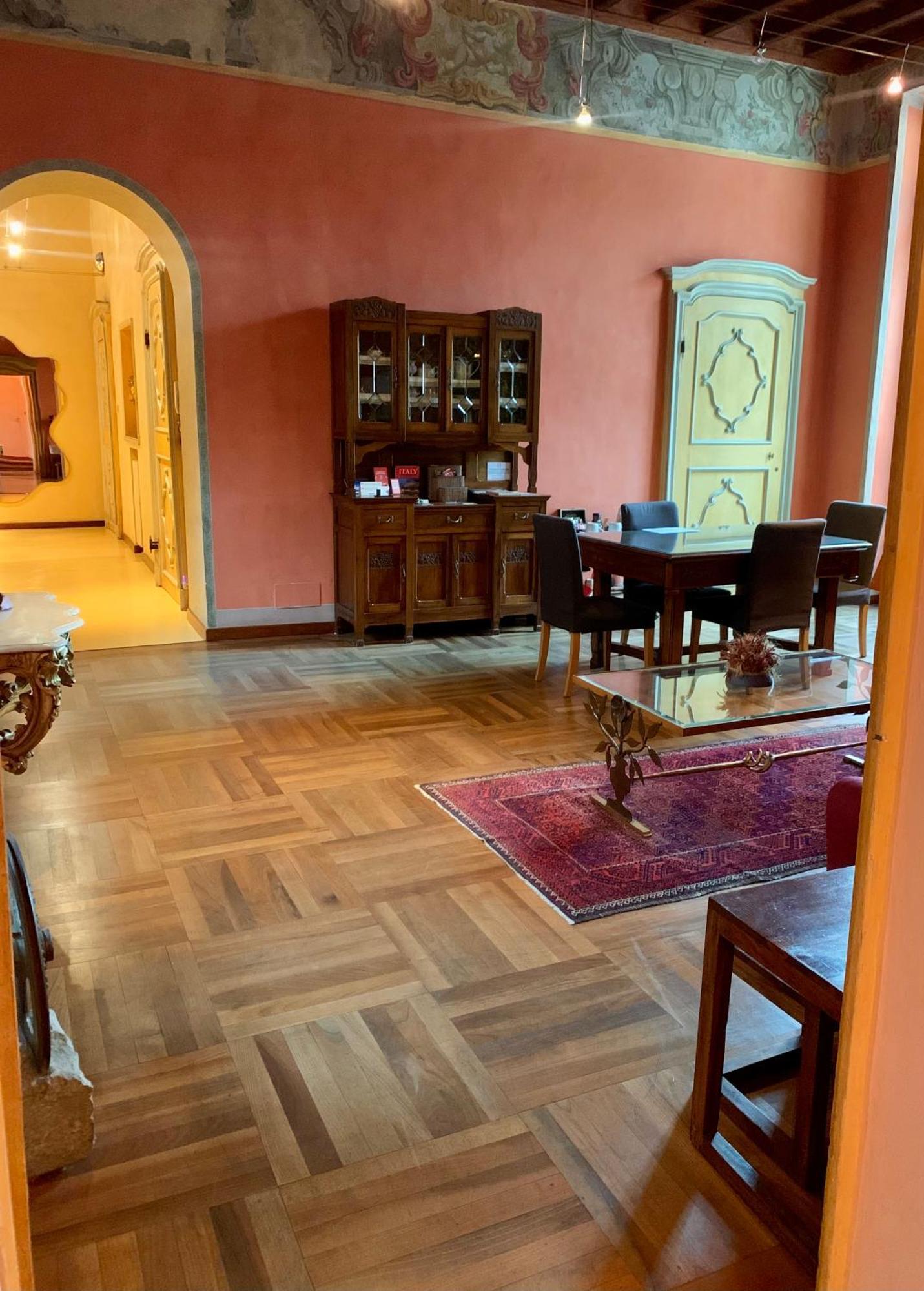 Saluzzo Paesana 1718 Couette-café Turin